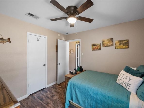 4208  Shipley Court , Benbrook Texas 76116