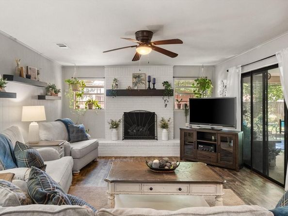 4208  Shipley Court , Benbrook Texas 76116