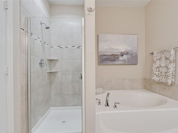 1821  Ridge Creek Lane , Aubrey Texas 76227
