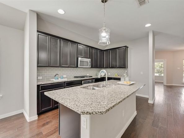 1821  Ridge Creek Lane , Aubrey Texas 76227