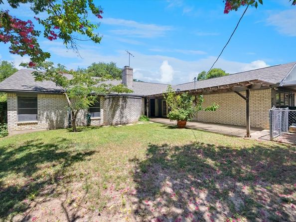 4379  Rota Circle , Fort Worth Texas 76133