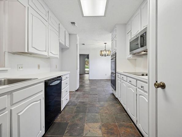 4379  Rota Circle , Fort Worth Texas 76133