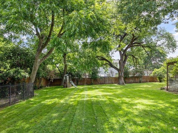 4720  Collinwood Avenue , Fort Worth Texas 76107