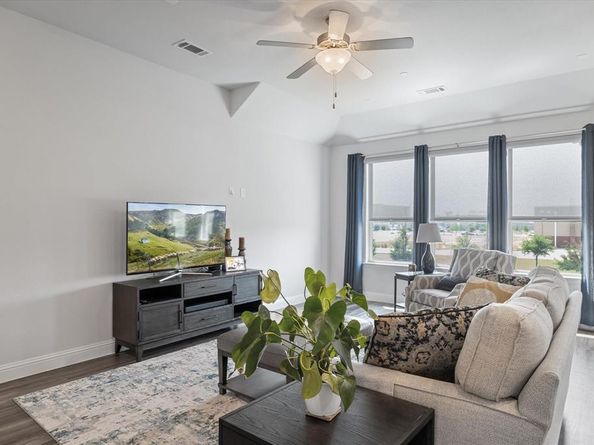 5542  Yellowstone Road , The Colony Texas 75056