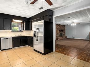 405  Harriett Street , Arlington Texas 76010