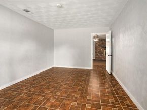 405  Harriett Street , Arlington Texas 76010