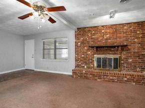 405  Harriett Street , Arlington Texas 76010