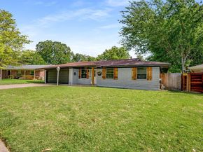 405  Harriett Street , Arlington Texas 76010