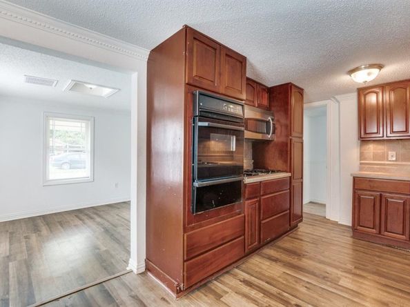 8544  Eden Valley Lane , Dallas Texas 75217