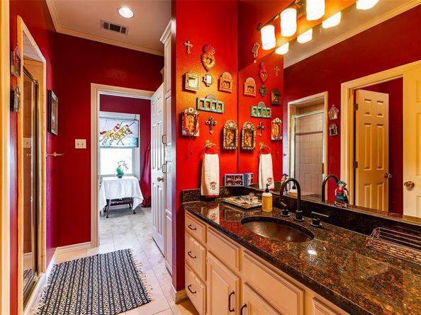 577  Polly Road , Sunnyvale Texas 75182