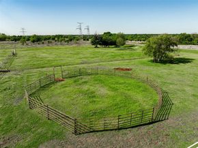 577  Polly Road , Sunnyvale Texas 75182