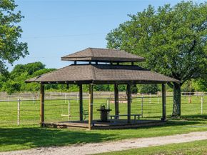 577  Polly Road , Sunnyvale Texas 75182