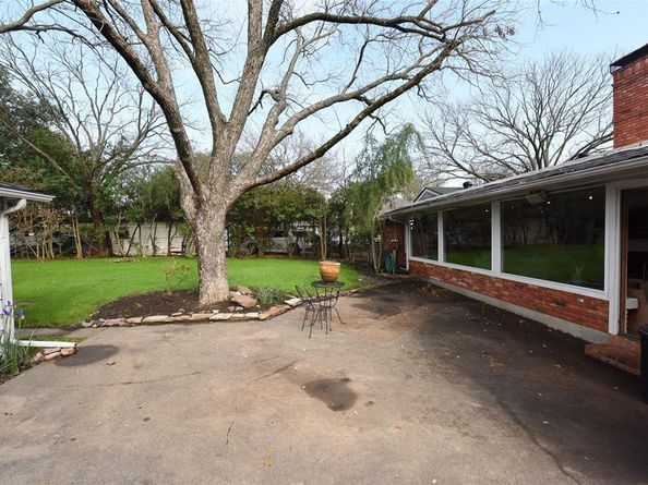 4181  Lively Lane , Dallas Texas 75220