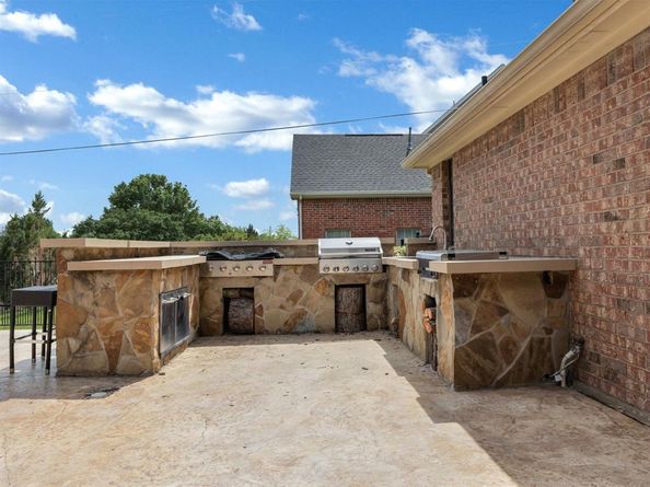 210  Sunray Lane , Sunnyvale Texas 75182