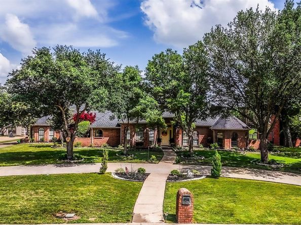 210  Sunray Lane , Sunnyvale Texas 75182