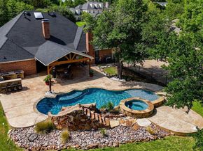 210  Sunray Lane , Sunnyvale Texas 75182