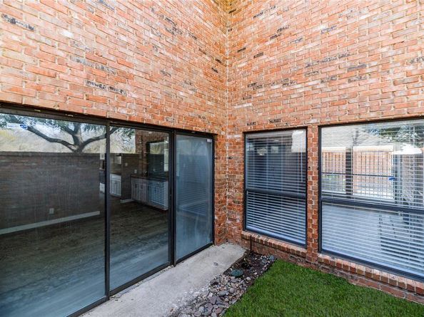 6205  Bellaire Drive S, Fort Worth Texas 76132