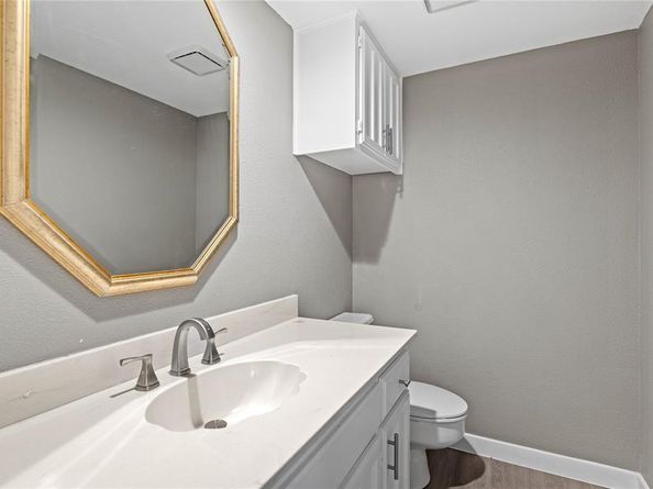 6205  Bellaire Drive S, Fort Worth Texas 76132