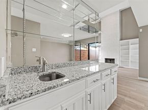 6205  Bellaire Drive S, Fort Worth Texas 76132