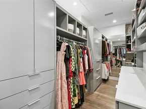 2200  Victory Avenue  2107, Dallas Texas 75219