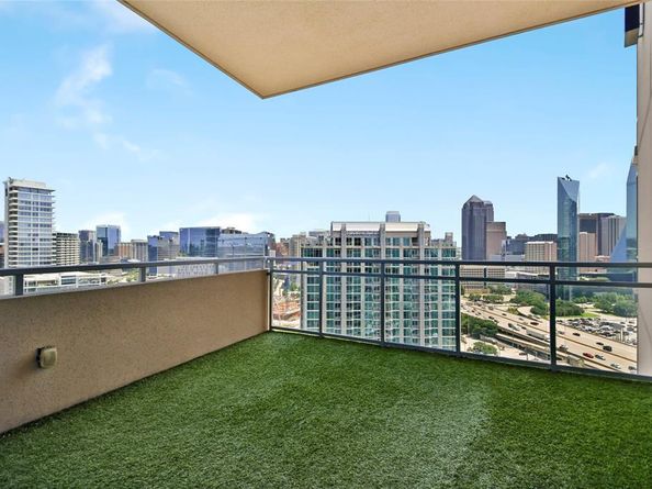 2200  Victory Avenue  2107, Dallas Texas 75219