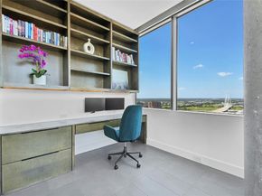 2200  Victory Avenue  2107, Dallas Texas 75219