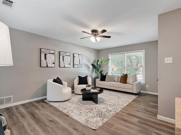 1710  Plymouth Drive N, Irving Texas 75061