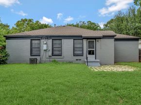 1710  Plymouth Drive N, Irving Texas 75061