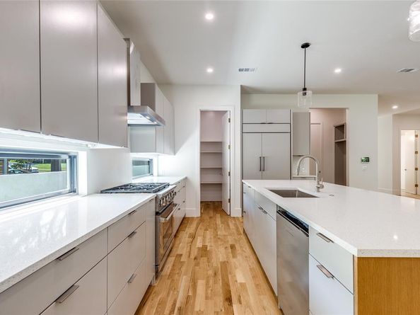 8806  Diceman Drive , Dallas Texas 75218
