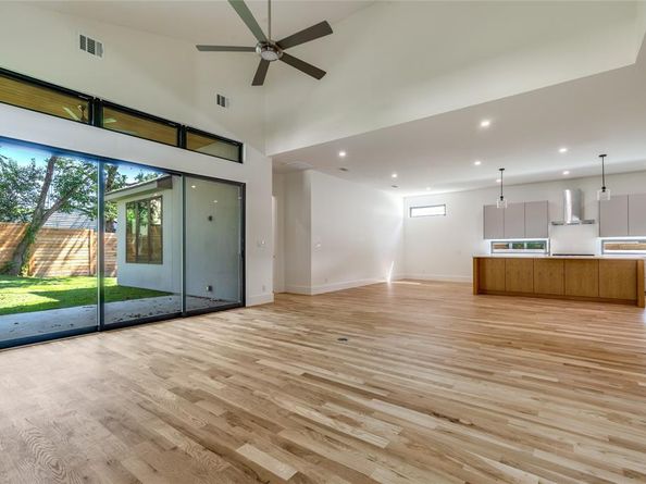 8806  Diceman Drive , Dallas Texas 75218