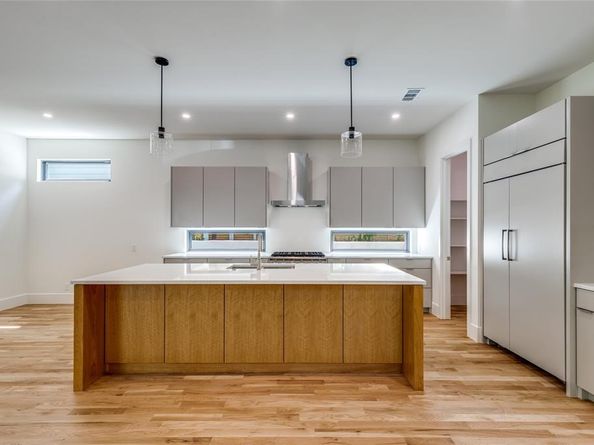 8806  Diceman Drive , Dallas Texas 75218
