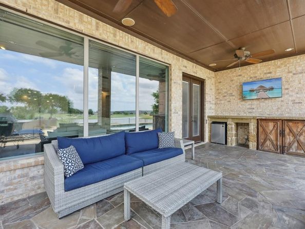 6004  The Resort Boulevard , Fort Worth Texas 76179