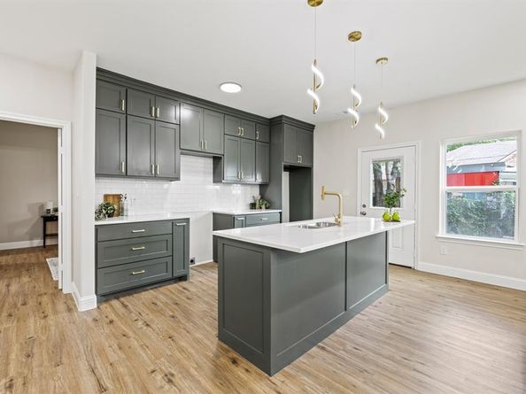 708  Mccurdy Street , Fort Worth Texas 76104