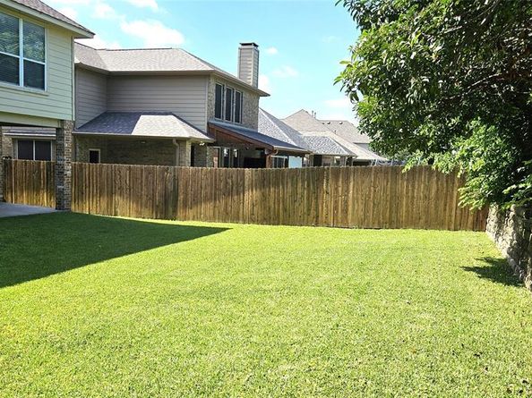 10413  Stoneside Trail , Fort Worth Texas 76244