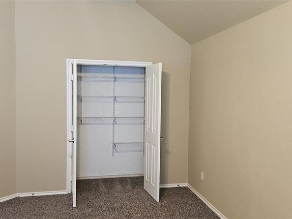10413  Stoneside Trail , Fort Worth Texas 76244
