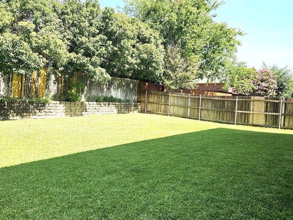 10413  Stoneside Trail , Fort Worth Texas 76244