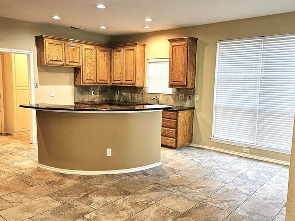 10413  Stoneside Trail , Fort Worth Texas 76244