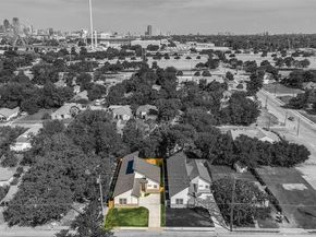 4111  Metropolitan Avenue , Dallas Texas 75210