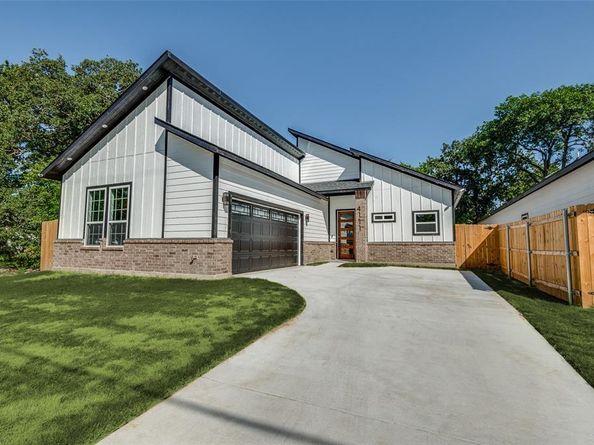 4111  Metropolitan Avenue , Dallas Texas 75210