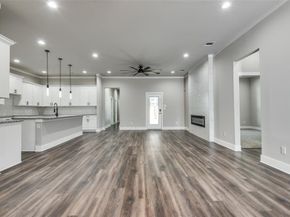 4111  Metropolitan Avenue , Dallas Texas 75210