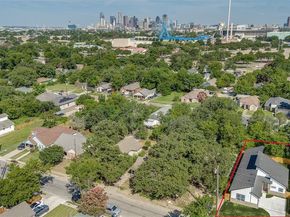 4111  Metropolitan Avenue , Dallas Texas 75210