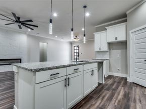 4111  Metropolitan Avenue , Dallas Texas 75210