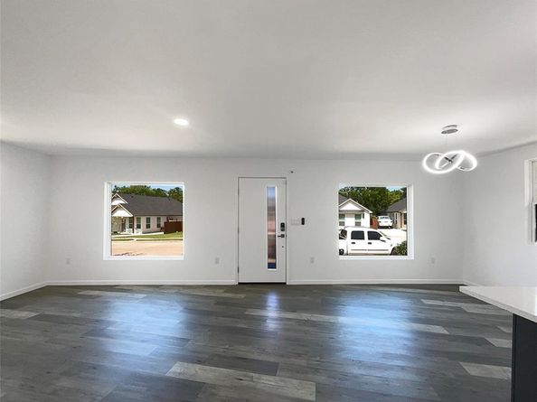 3018  Refugio Avenue , Fort Worth Texas 76106
