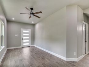 2517  Meaders Avenue , Fort Worth Texas 76112