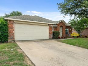 1320  Cattle Crossing Drive , Fort Worth Texas 76131