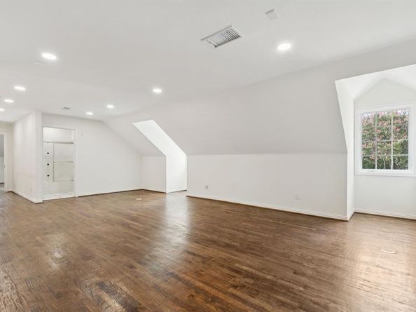 4415  Gloster Road , Dallas Texas 75220