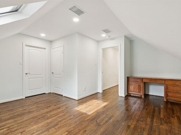 4415  Gloster Road , Dallas Texas 75220