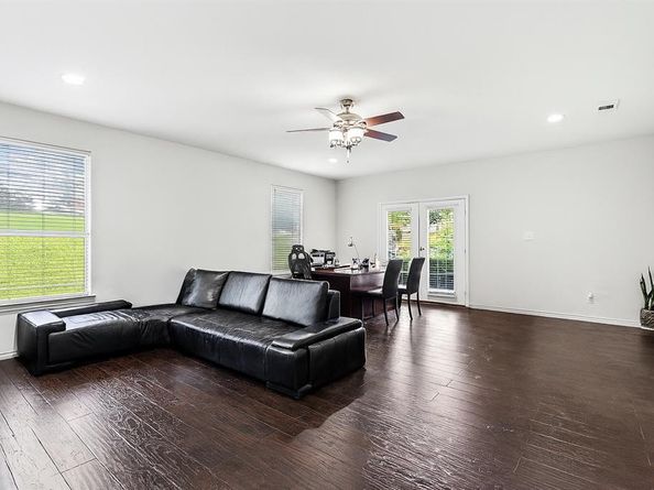 2026  Klondike Street , Grand Prairie Texas 75050