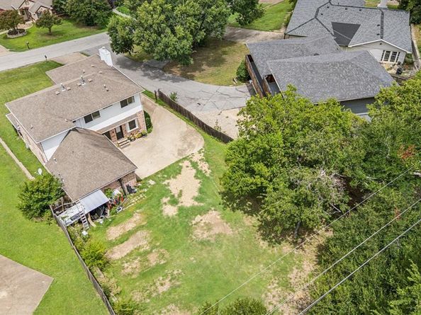 2026  Klondike Street , Grand Prairie Texas 75050