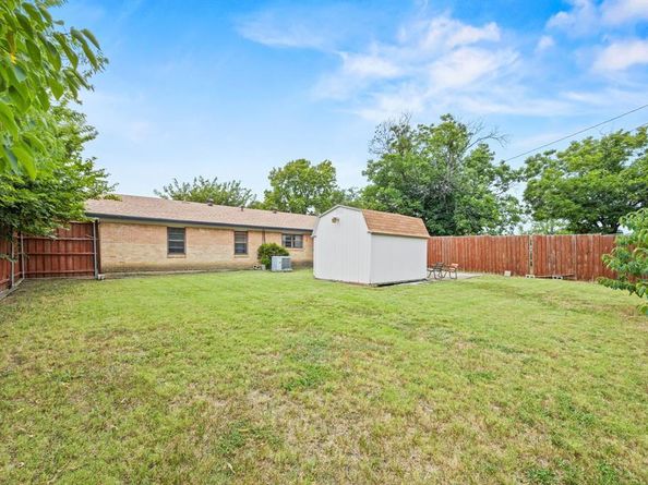 2633  Lasalle Drive , Irving Texas 75062